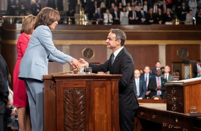 mitsotakis kamala xaris