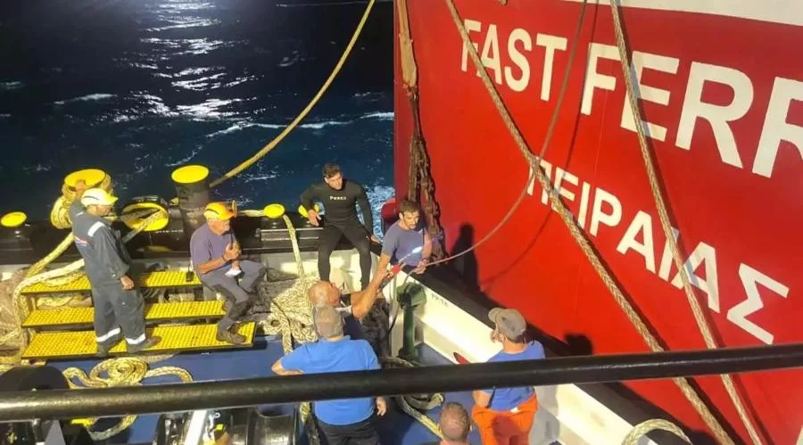 fast ferries andros rafina 1121112.jpg