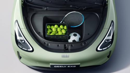 Geely E2